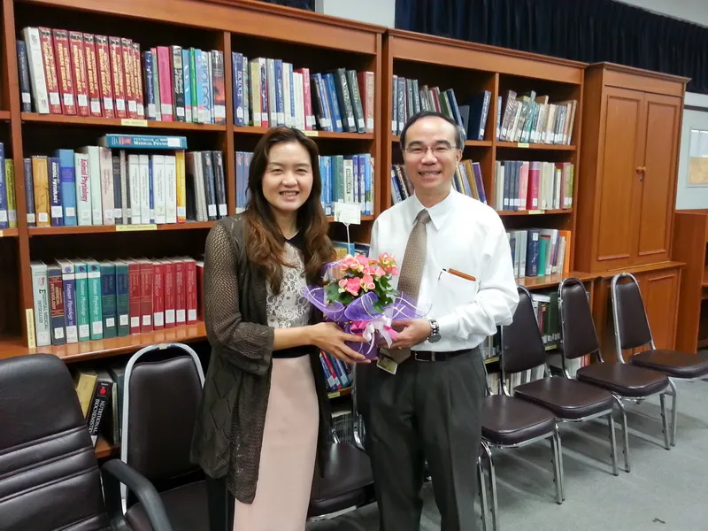 ขอแสดงความยินดีกับผู้ช่วยศาสตราจารย์ ดร.อนุสรณ์ ลังกาพินธ์ เนื่องในโอกาสได้รับตำแหน่งทางวิชาการ
