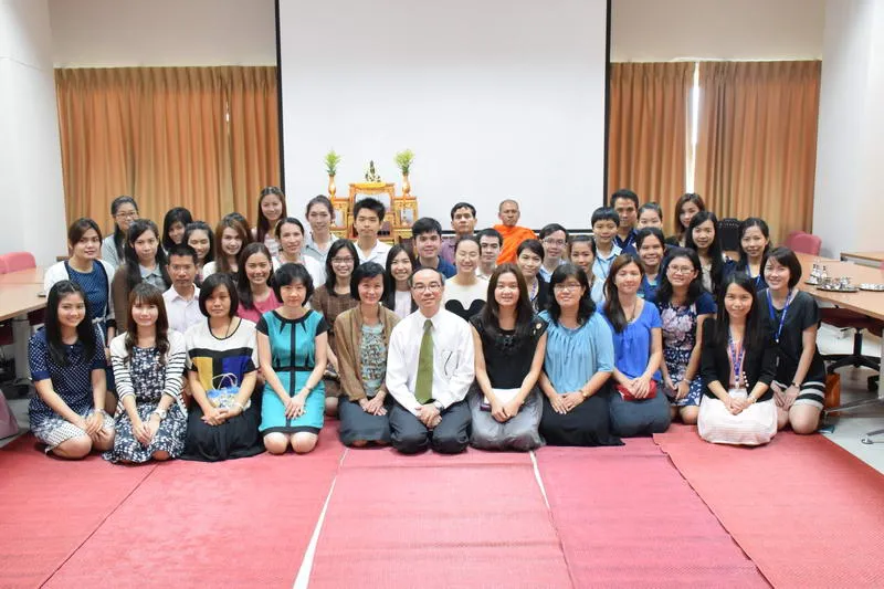 ภาควิชาสรีรวิทยา ได้จัดพิธีทำบุญห้องประชุม ที่อาคาร 50 ปี เมื่อวันที่ 30 กันยายน 2557