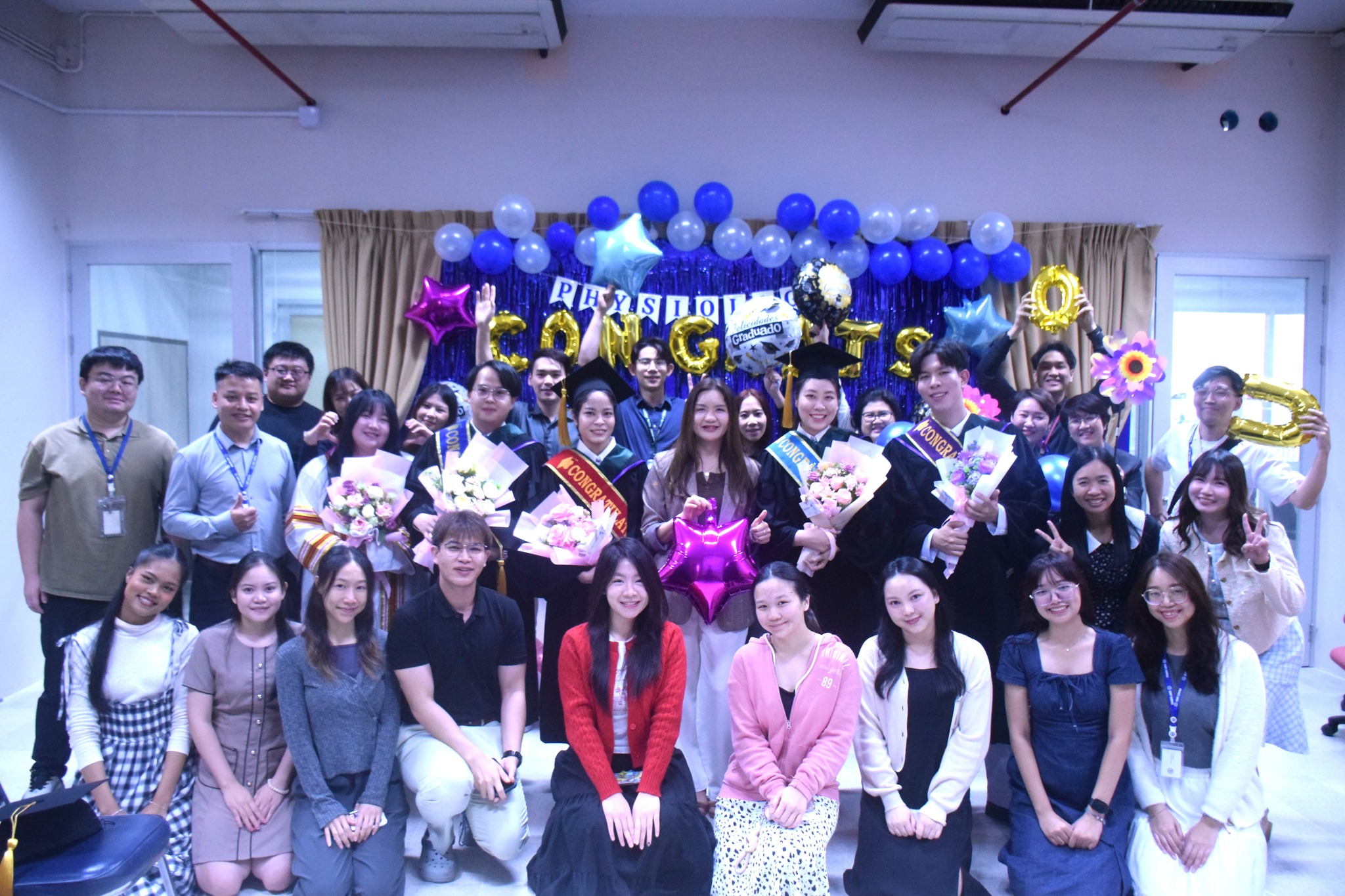 แสดงความยินดีกับบัณฑิตใหม่ สาขาสรีรวิทยา คณะแพทยศาสตร์ มหาวิทยาลัยเชียงใหม่