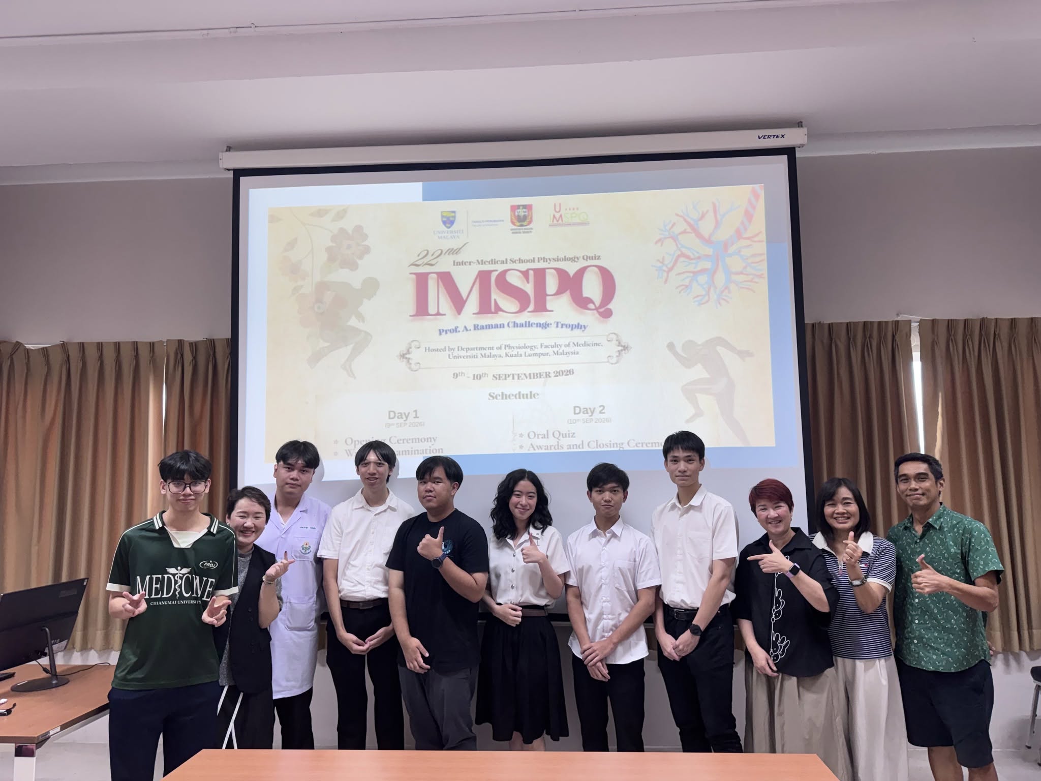ขอแสดงความยินดีกับนักศึกษาแพทย์ที่ผ่านการคัดเลือกเป็นตัวแทนคณะแพทยศาสตร์ มหาวิทยาลัยเชียงใหม่ เพื่อเข้าร่วมการแข่งขันตอบปัญหาสรีรวิทยานานาชาติ (Inter-Medical School Physiology Quiz: IMSPQ)